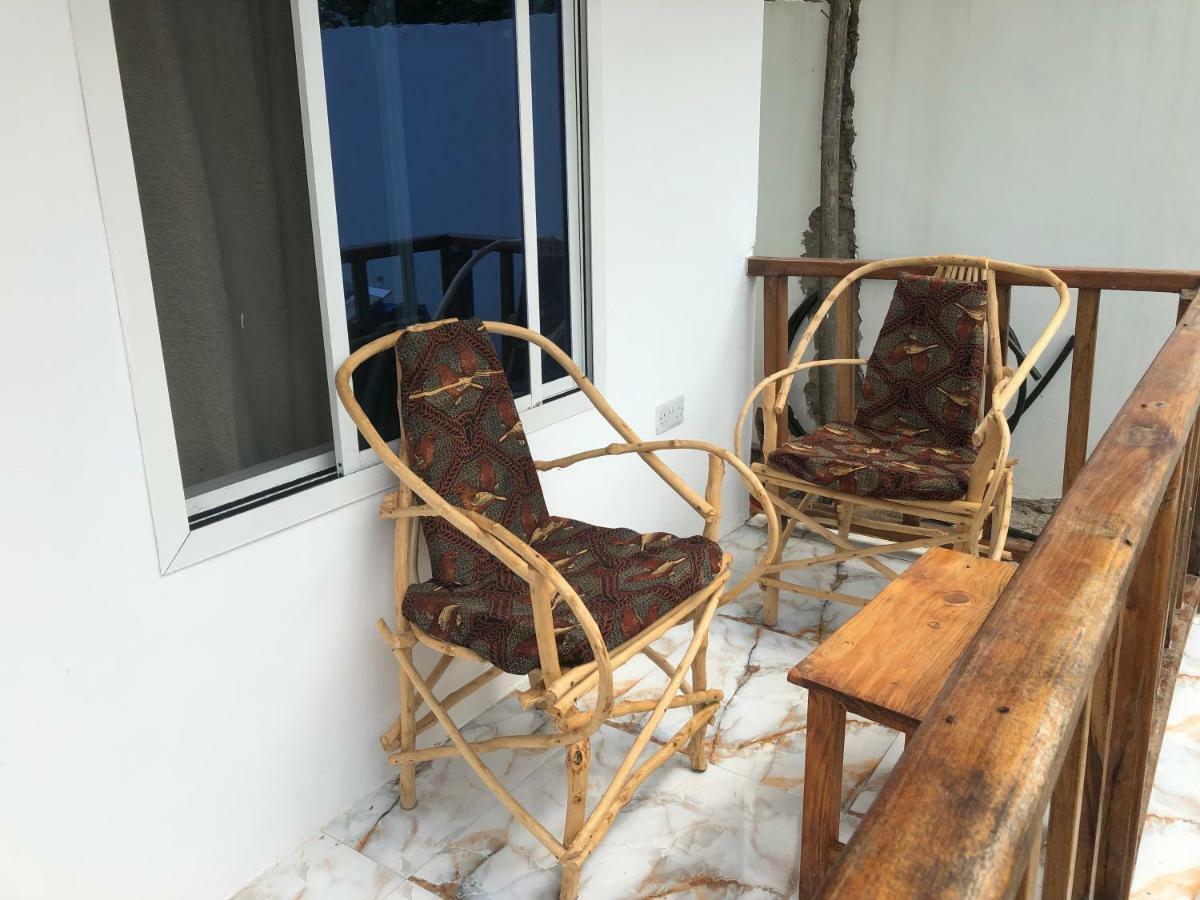 Meck'S Inn Lodge 눙귀 외부 사진